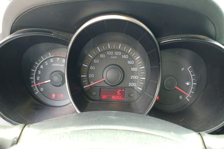 Used Kia K2 2015 Sedan 1.4L MT GLS Instrument Cluster