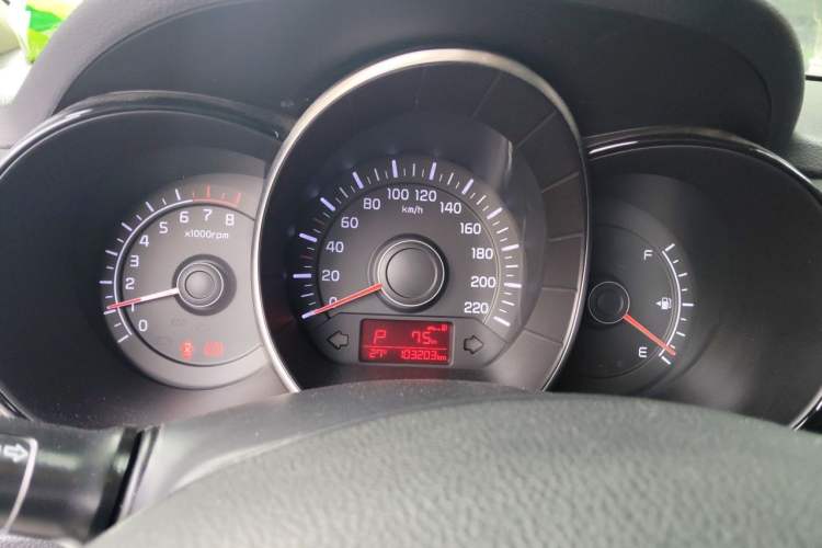 Used Kia K2 2015 Sedan 1.4L Automatic GLS Instrument Cluster