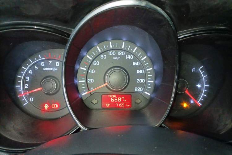 Used Kia K2 2015 Sedan 1.4L MT GLS Instrument Cluster