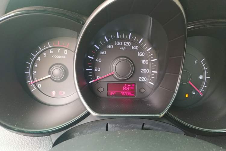 Used Kia K2 2015 Sedan 1.4L MT GLS Instrument Cluster