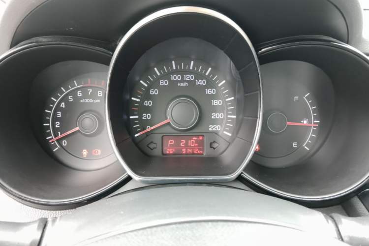 Used Kia K2 2015 Hatchback 1.4L AT GLS Cool Edition Instrument Cluster