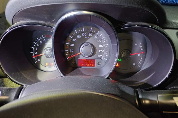 Used Kia K2 2015 Sedan 1.4L MT GLS Instrument Cluster