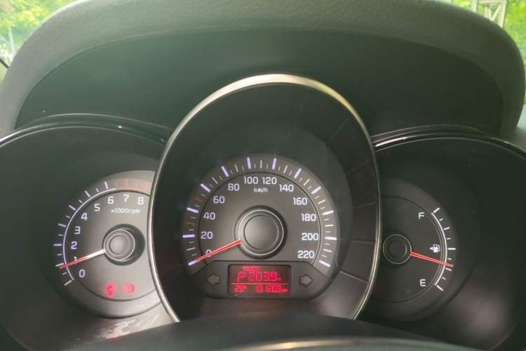 Used Kia K2 2015 Hatchback 1.4L AT GLS Cool Edition Instrument Cluster