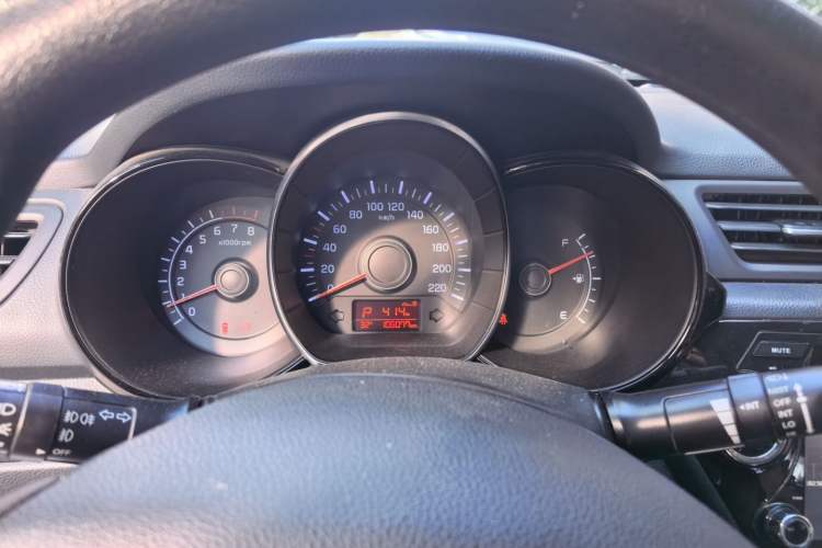 Used Kia K2 2015 Sedan 1.4L Automatic GLS Instrument Cluster