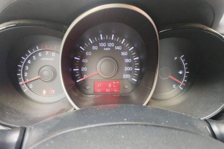 Used Kia K2 2015 Sedan 1.4L Automatic GLS Instrument Cluster