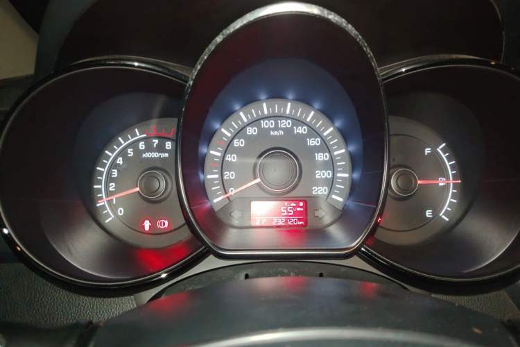 Used Kia K2 2015 Sedan 1.4L Automatic GLS Instrument Cluster