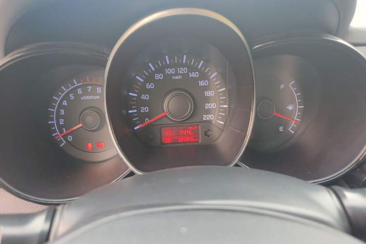 Used Kia K2 2015 Sedan 1.4L Automatic GLS Instrument Cluster