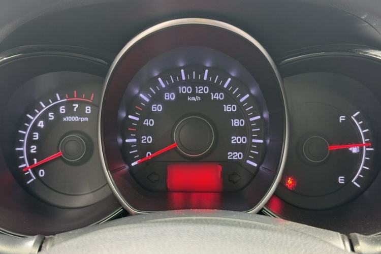 Used Kia K2 2015 Hatchback 1.4L AT GLS Cool Edition Instrument Cluster