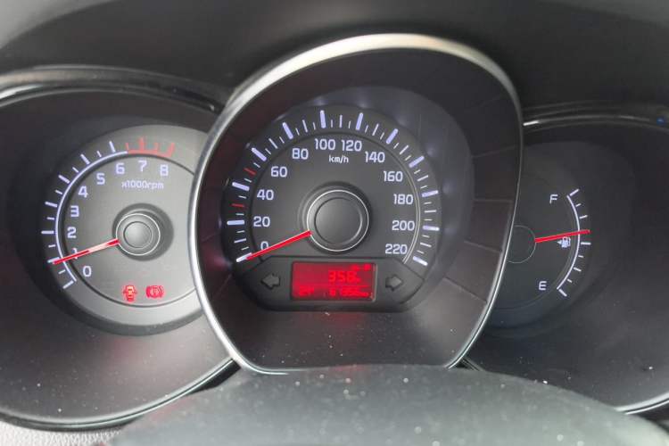 Used Kia K2 2015 Sedan 1.4L MT GLS Instrument Cluster