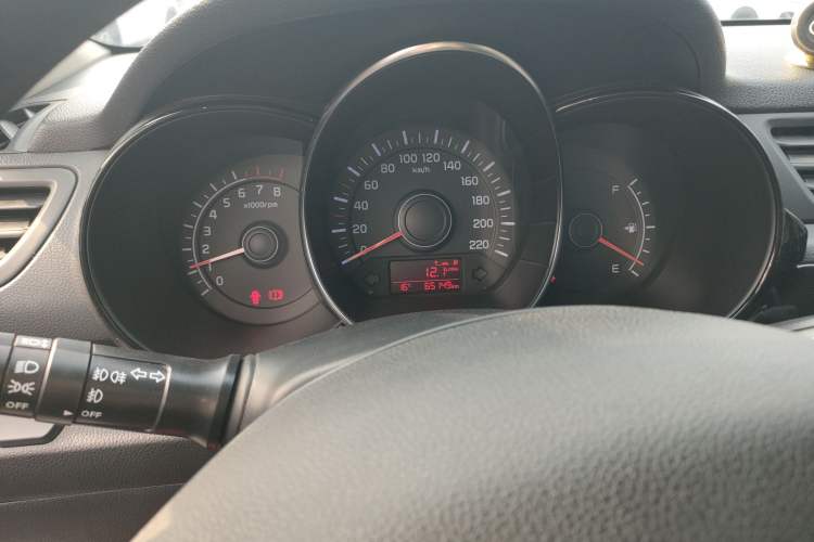 Used Kia K2 2015 Sedan 1.4L MT GLS Instrument Cluster