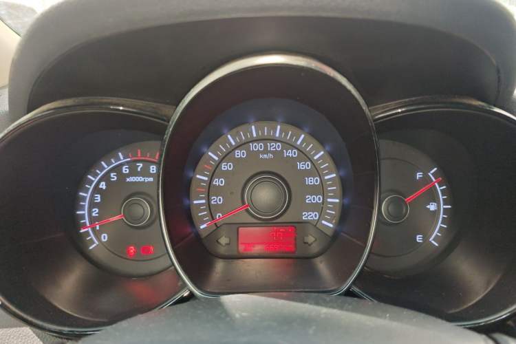 Used Kia K2 2015 Sedan 1.4L MT GLS Instrument Cluster
