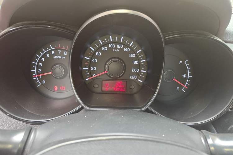 Used Kia K2 2015 Sedan 1.4L Automatic GLS Instrument Cluster
