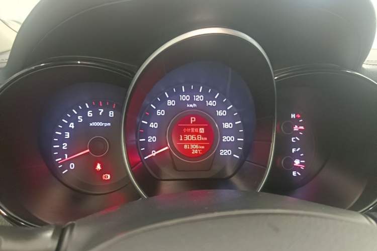 Used Kia K2 2015 Sedan 1.6L Automatic Transmission Premium Instrument Cluster