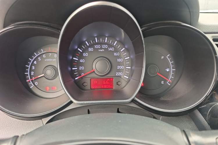 Used Kia K2 2015 Sedan 1.4L Automatic GLS Instrument Cluster