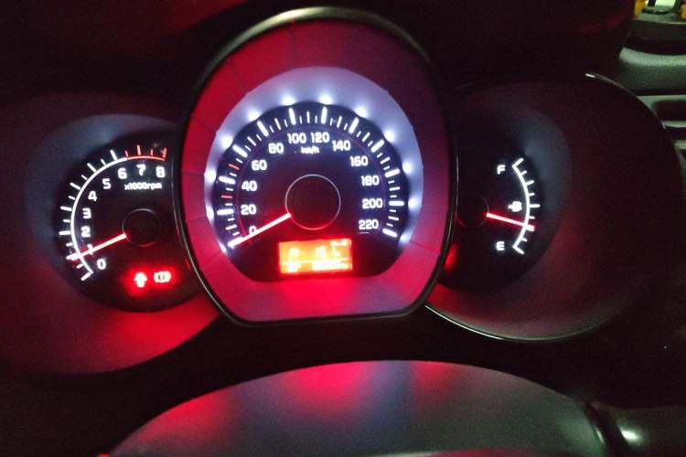 Used Kia K2 2015 Sedan 1.4L Automatic GLS Instrument Cluster