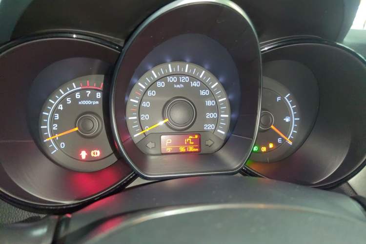 Used Kia K2 2015 Sedan 1.4L Automatic GLS Instrument Cluster