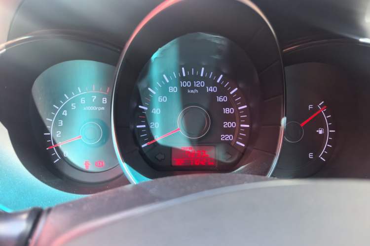 Used Kia K2 2015 Sedan 1.4L Manual Transmission GL Instrument Cluster