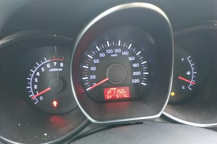 Used Kia K2 2015 Sedan 1.4L Automatic GLS Instrument Cluster