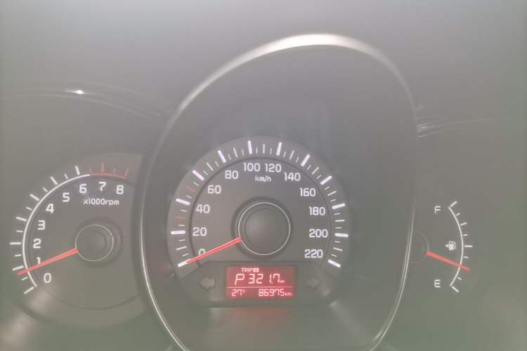 Used Kia K2 2015 Sedan 1.4L Automatic GLS Instrument Cluster