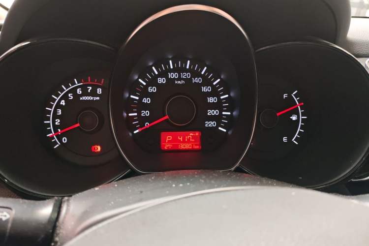Used Kia K2 2015 Sedan 1.4L Automatic GLS Instrument Cluster
