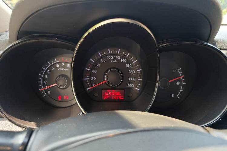 Used Kia K2 2015 Sedan 1.4L Automatic GLS Instrument Cluster