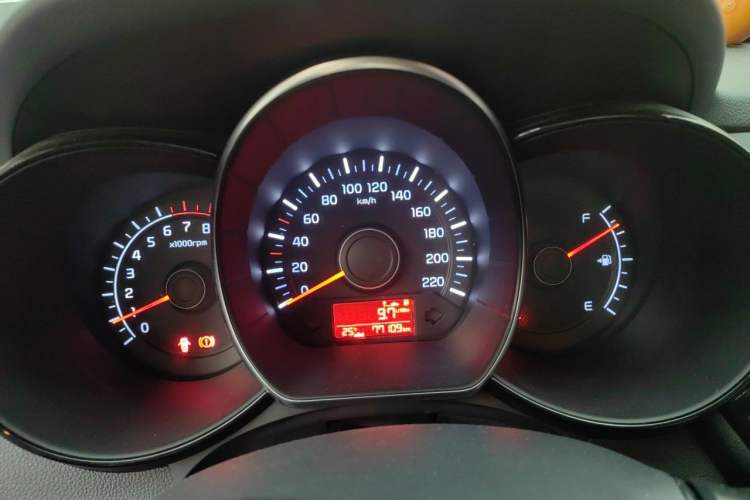 Used Kia K2 2015 Sedan 1.4L MT GLS Instrument Cluster