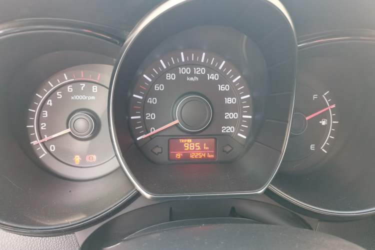 Used Kia K2 2015 Sedan 1.4L MT GLS Instrument Cluster