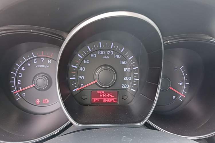 Used Kia K2 2015 Sedan 1.4L MT GLS Instrument Cluster