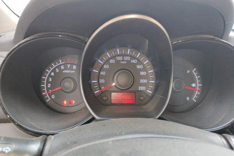 Used Kia K2 2015 Sedan 1.4L Automatic GLS Instrument Cluster
