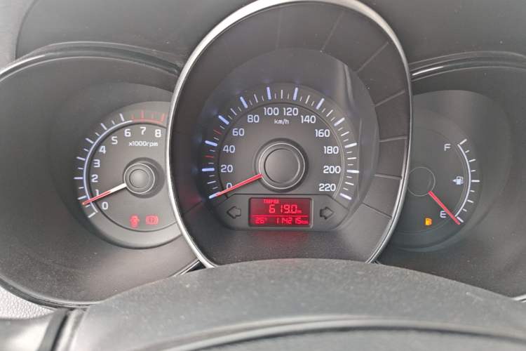 Used Kia K2 2015 Sedan 1.4L MT GLS Instrument Cluster