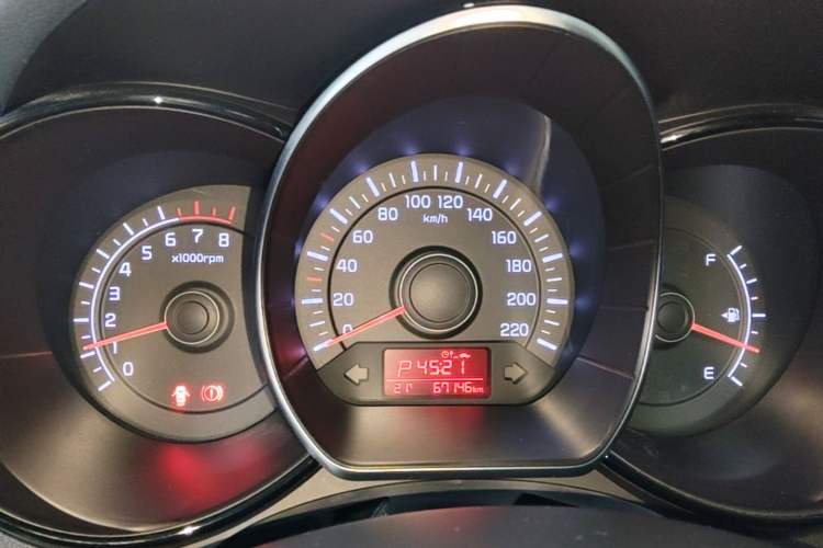 Used Kia K2 2015 Hatchback 1.4L AT GLS Cool Edition Instrument Cluster
