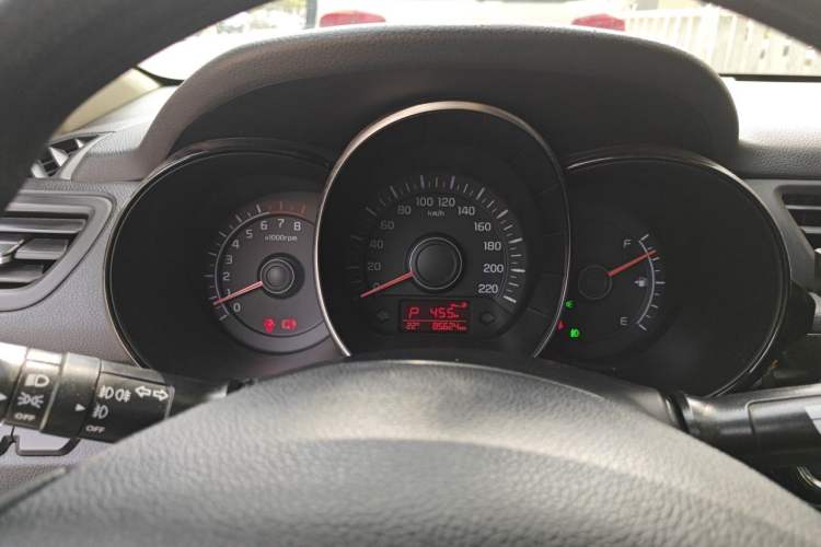 Used Kia K2 2015 Sedan 1.4L Automatic GLS Instrument Cluster