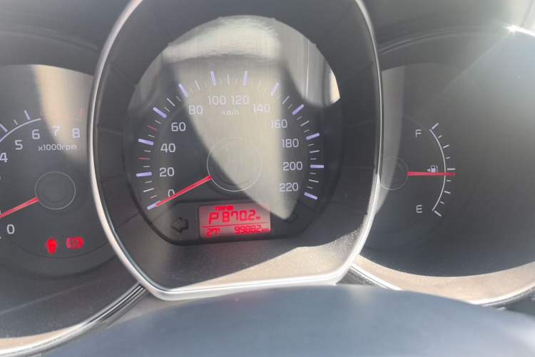 Used Kia K2 2015 Sedan 1.4L Automatic GLS Instrument Cluster