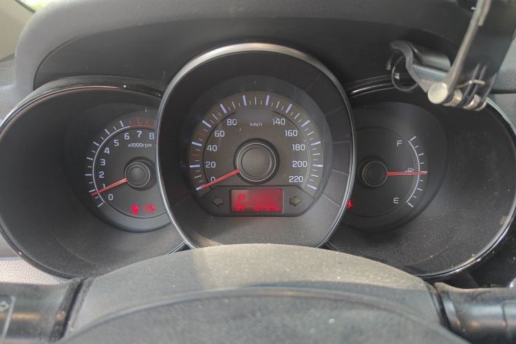 Used Kia K2 2015 Sedan 1.4L Automatic GLS Instrument Cluster