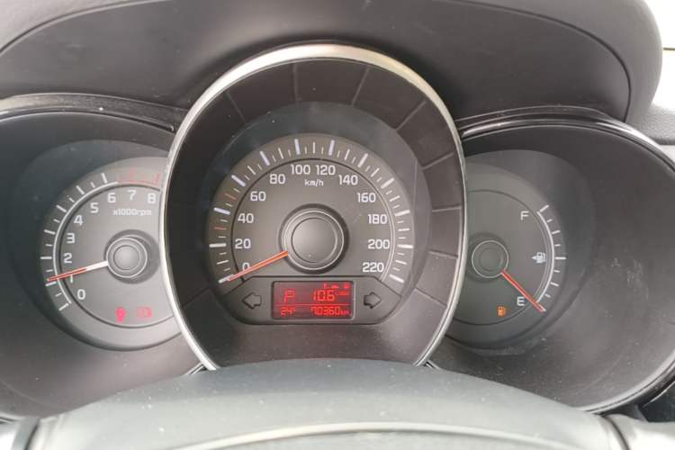 Used Kia K2 2015 Sedan 1.4L Automatic GLS Instrument Cluster