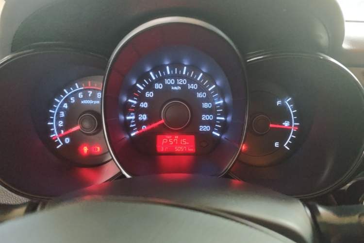 Used Kia K2 2015 Sedan 1.4L Automatic GLS Instrument Cluster
