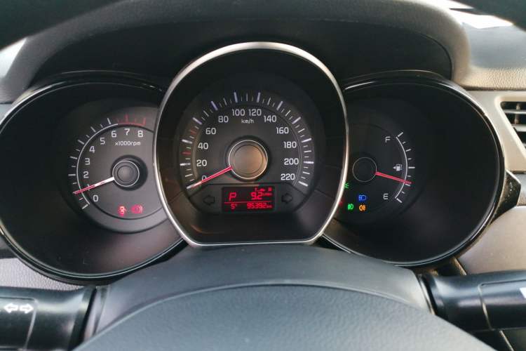 Used Kia K2 2015 Sedan 1.4L Automatic GLS Instrument Cluster