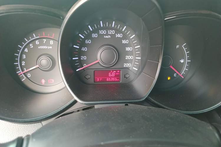 Used Kia K2 2015 Sedan 1.4L MT GLS Instrument Cluster