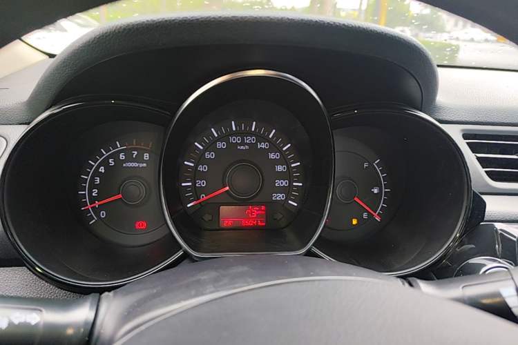 Used Kia K2 2015 Sedan 1.4L MT GLS Instrument Cluster