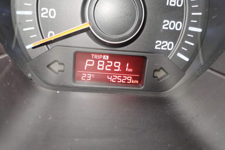 Used Kia K2 2015 Sedan 1.4L Automatic GLS Instrument Cluster