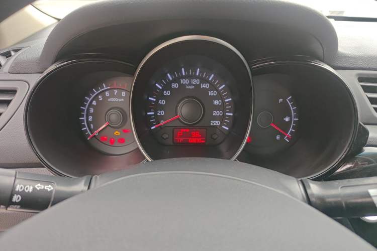 Used Kia K2 2015 Sedan 1.4L Automatic GLS Instrument Cluster