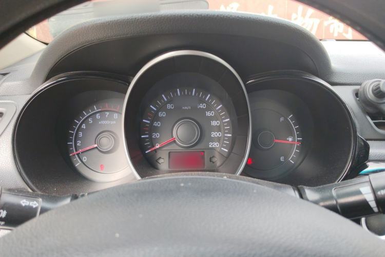 Used Kia K2 2015 Sedan 1.4L Automatic GLS Instrument Cluster