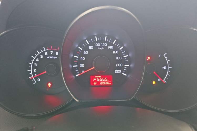 Used Kia K2 2015 Hatchback 1.4L AT GLS Cool Edition Instrument Cluster