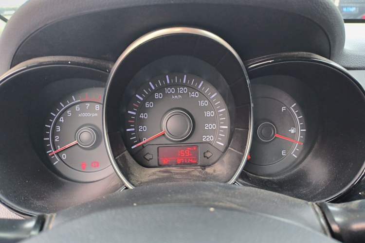 Used Kia K2 2015 Sedan 1.4L MT GLS Instrument Cluster