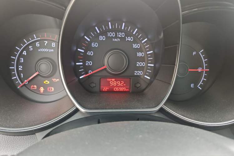 Used Kia K2 2015 Sedan 1.4L Manual Transmission GL Instrument Cluster