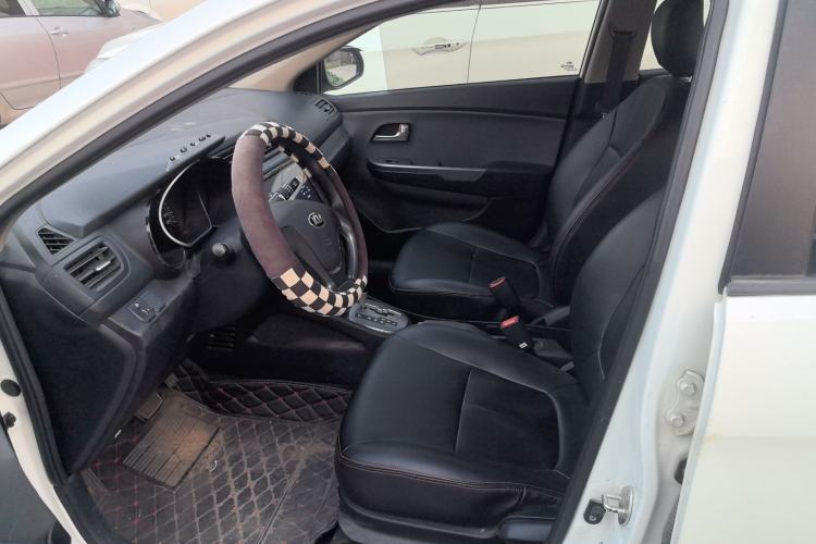 Used Kia K2 2015 Sedan 1.4L Automatic GLS Interior 1
