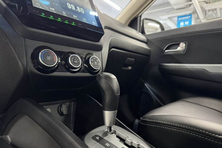 Used Kia K2 2015 Sedan 1.4L Automatic GLS Interior 2