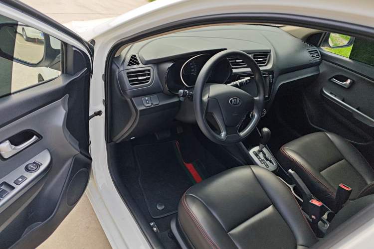 Used Kia K2 2015 Sedan 1.4L Automatic GLS Interior 2
