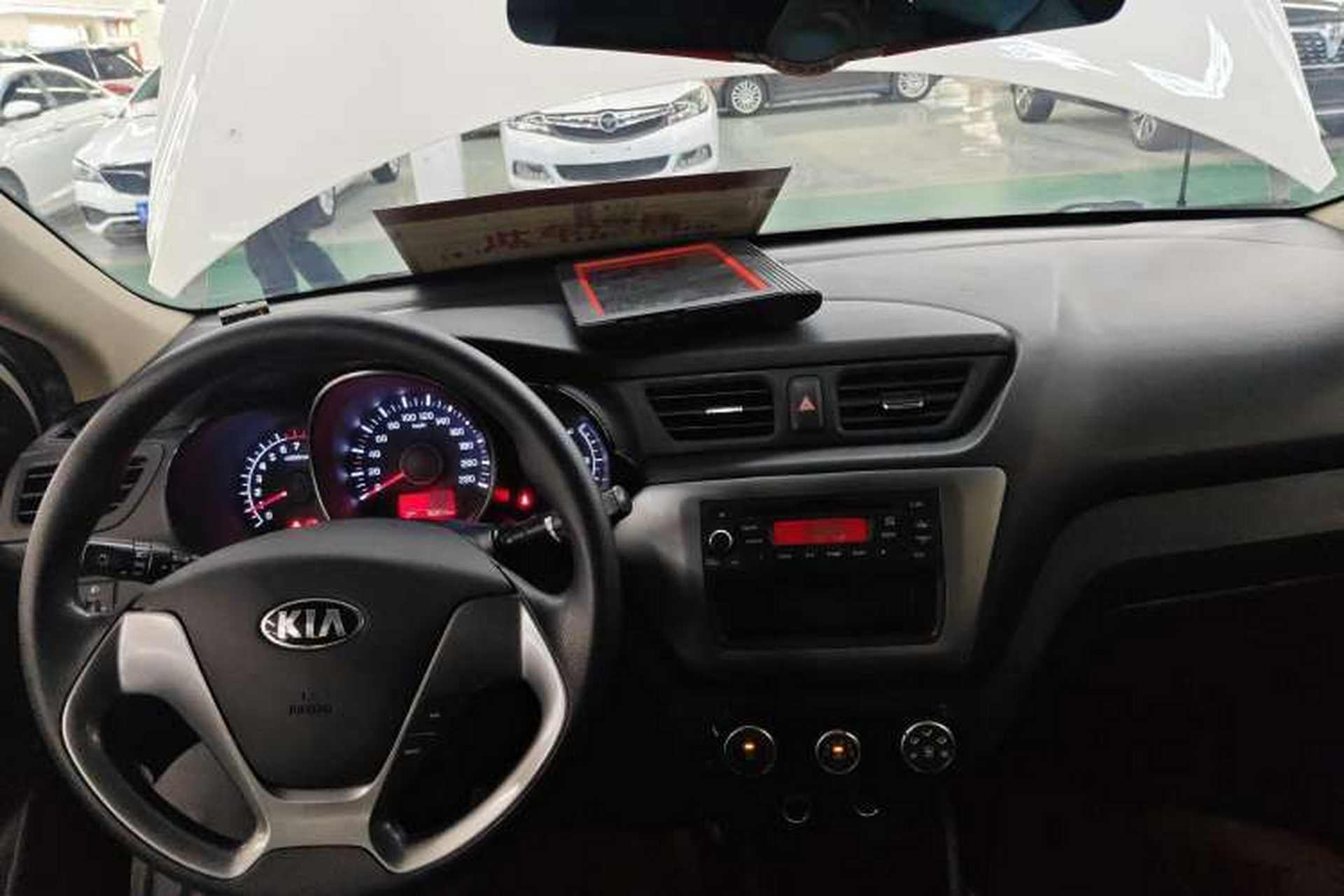 Used Kia K2 2015 Sedan 1.4L MT GLS Interior 2