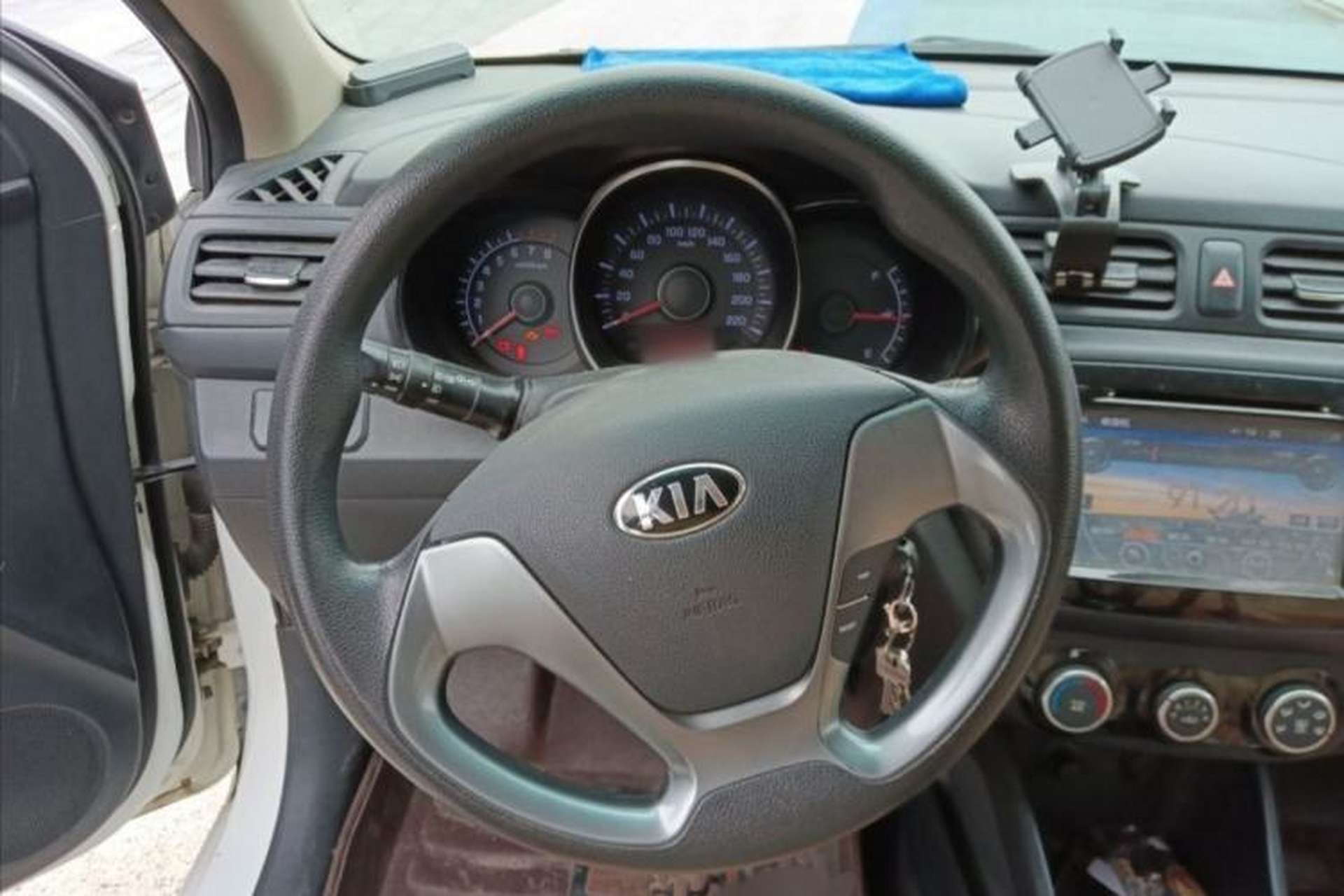 Used Kia K2 2015 Sedan 1.4L Automatic GLS Interior 2